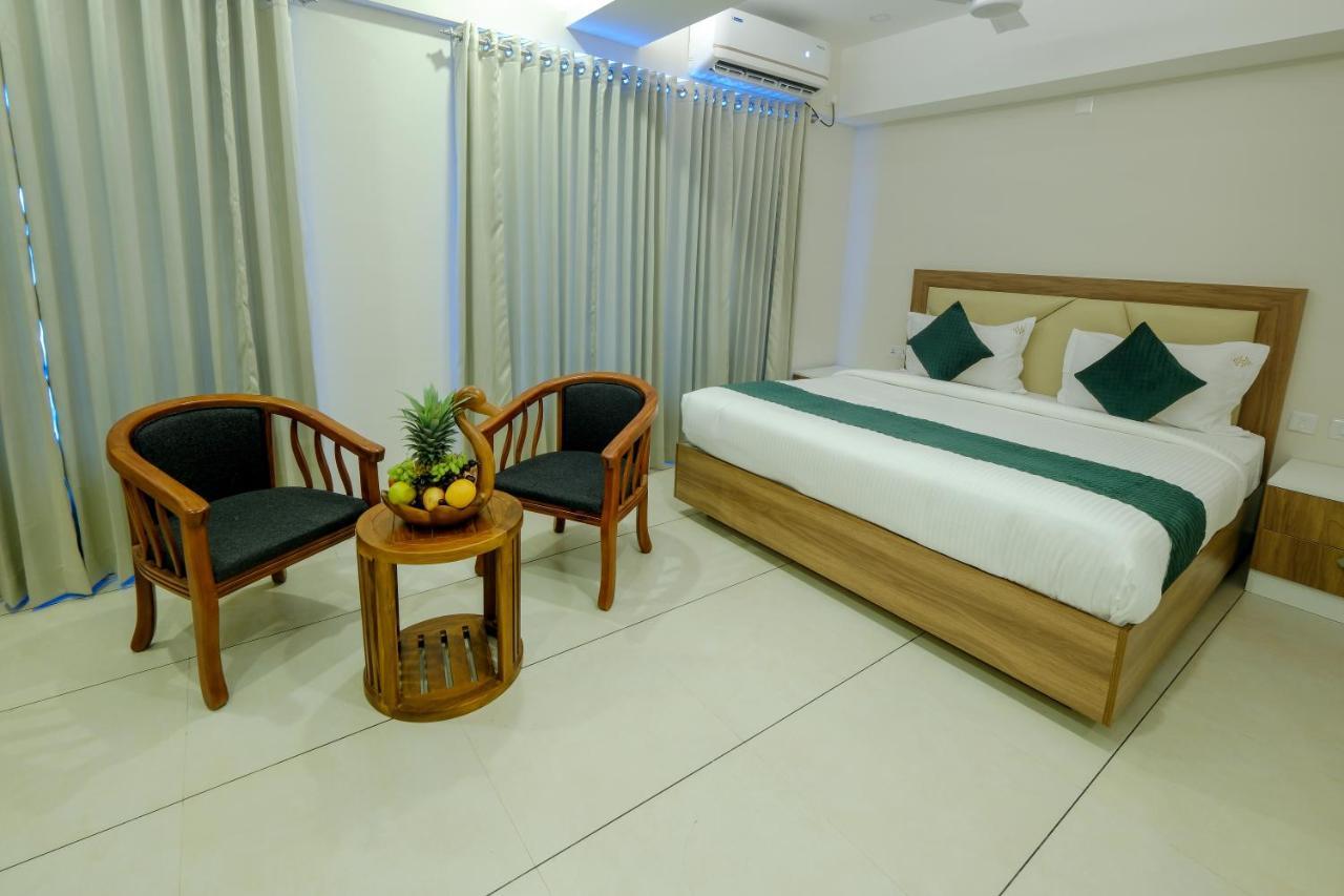 The Heartland Business Hotel, Trivandrum Thiruvananthapuram Exterior foto